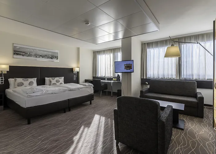 Hotel Park By Radisson Alexanderplatz 4*