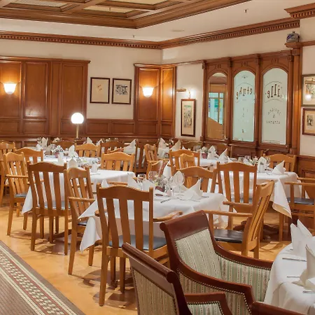 파크 인 바이 라디슨 알렉산더플라츠 4* 베를린