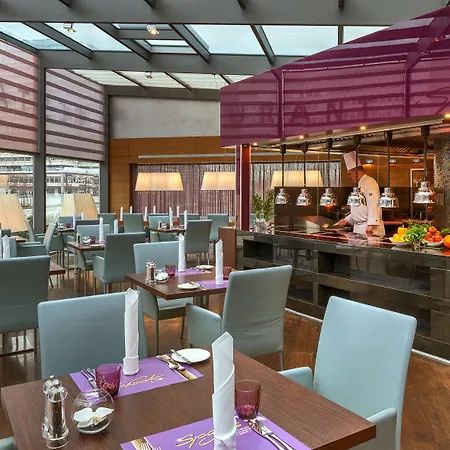 Park By Radisson Alexanderplatz Hotel 4*