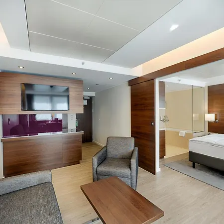 Hotel Park By Radisson Alexanderplatz 4*