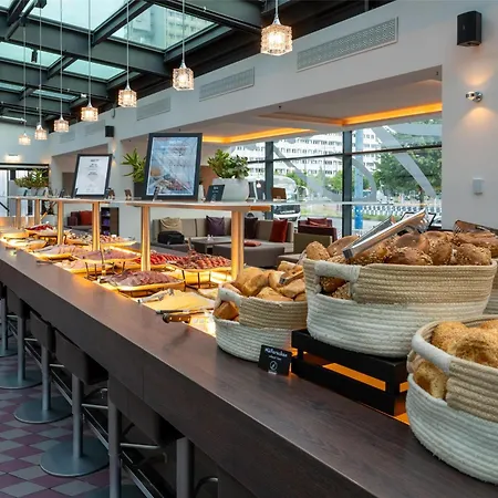 Отель Park By Radisson Alexanderplatz Берлин