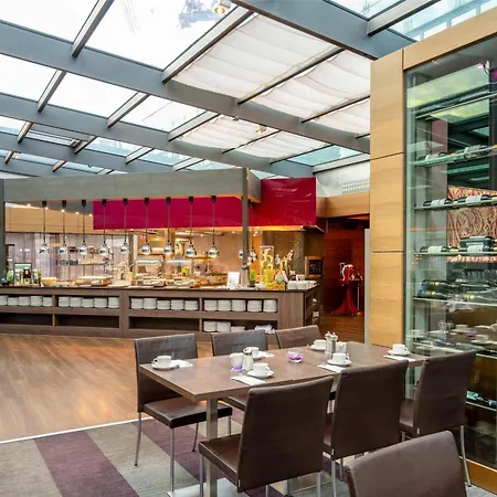 Park By Radisson Alexanderplatz 4*