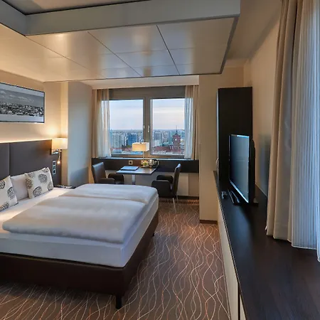 Hotel Park By Radisson Alexanderplatz 4*
