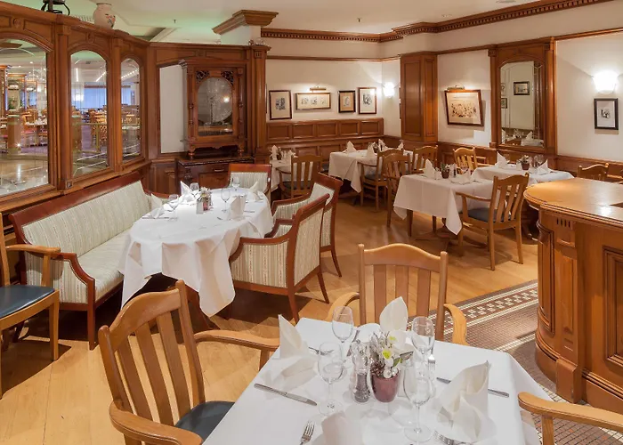 호텔 파크 인 바이 라디슨 알렉산더플라츠 4*