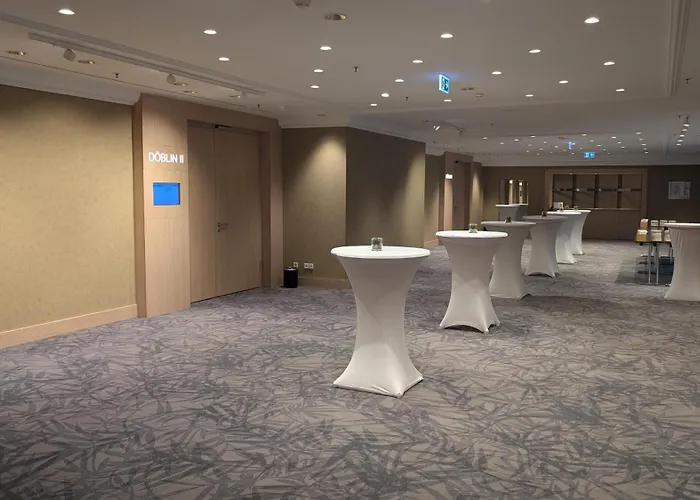 파크 인 바이 라디슨 알렉산더플라츠 호텔