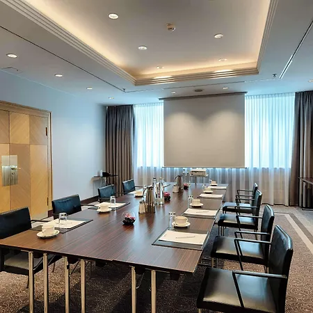 파크 인 바이 라디슨 알렉산더플라츠 호텔