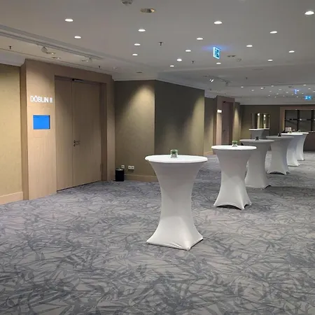 Hotel Park By Radisson Alexanderplatz 4*